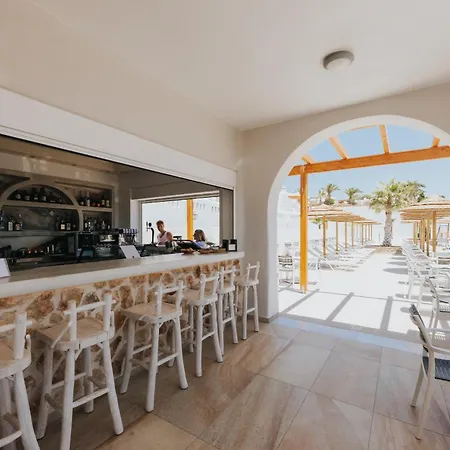 فندق Naxos Grand